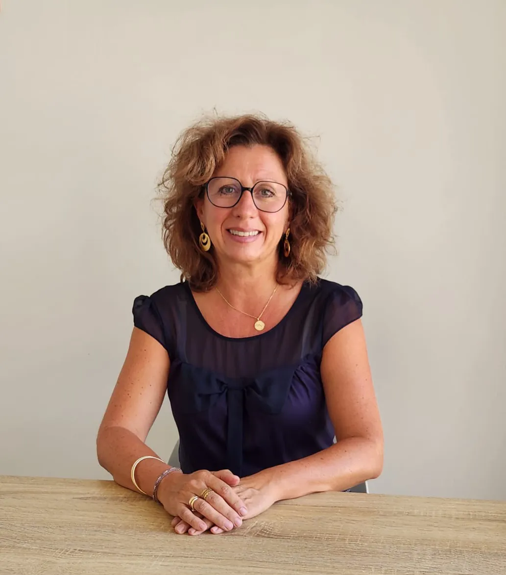 Portrait de Marjorie MARTI, Praticienne en soins énergétiques à Villeneuve la Rivière